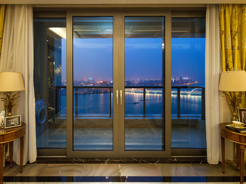 濟(jì)南重型推拉門(mén)